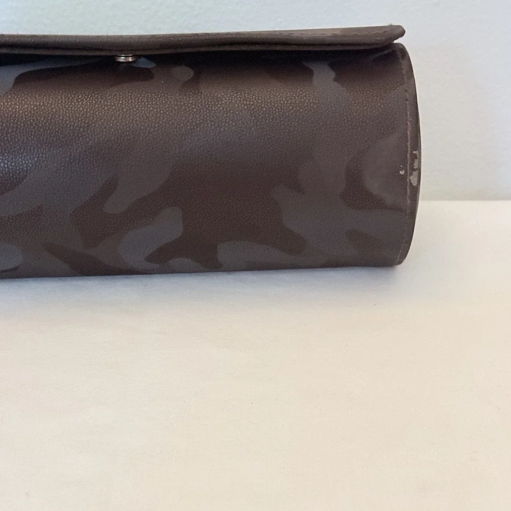 Nordstrom Watch Roll Chocolate Camo Travel Case New No Tags Flaws